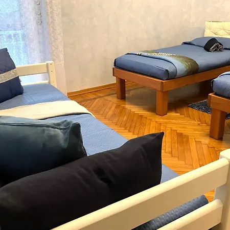 Stillness Valley - La Casa Nella Valle Della Quiete *