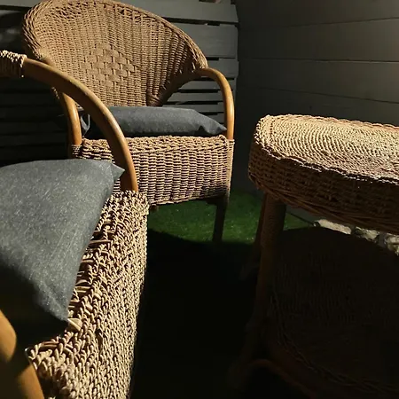 Stillness Valley - La Casa Nella Valle Della Quiete